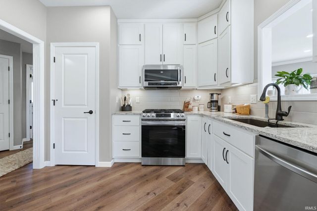 908 Midnight Chase Grove, Fort Wayne, IN 46845