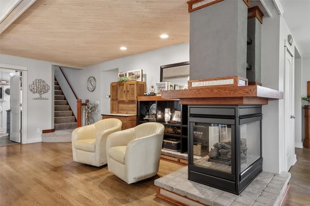 5401 Alburnett Road, Marion, IA 52302