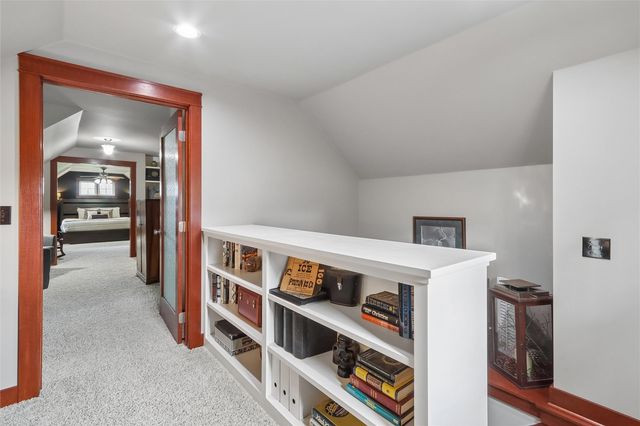 5401 Alburnett Road, Marion, IA 52302