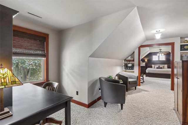 5401 Alburnett Road, Marion, IA 52302