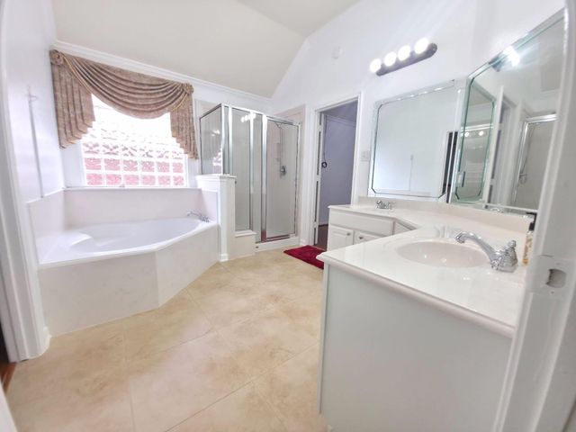 7011 Bedias Creek Court, Richmond, TX 77407