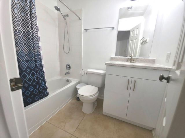 7011 Bedias Creek Court, Richmond, TX 77407