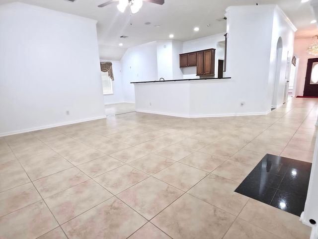 7011 Bedias Creek Court, Richmond, TX 77407