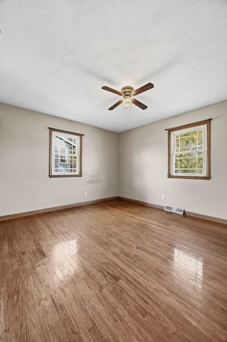 623 27th Street NW, Cedar Rapids, IA 52405