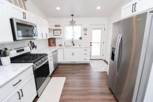 5217 47th Avenue S, Fargo, ND 58104