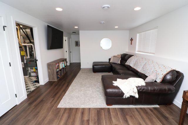 5217 47th Avenue S, Fargo, ND 58104