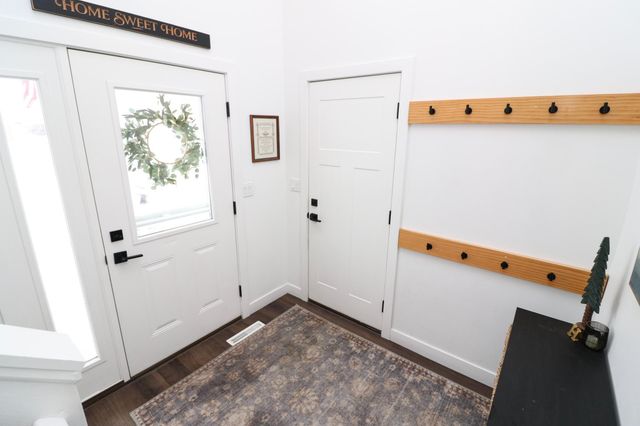 5217 47th Avenue S, Fargo, ND 58104