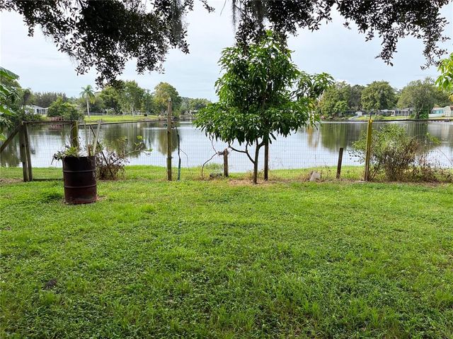 6870 PARKSIDE DRIVE, New Port Richey, FL 34653