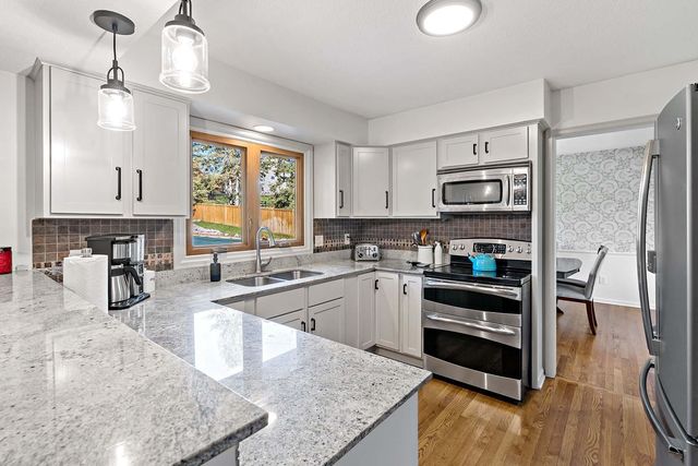 15700 Dawn Drive, Minnetonka, MN 55345