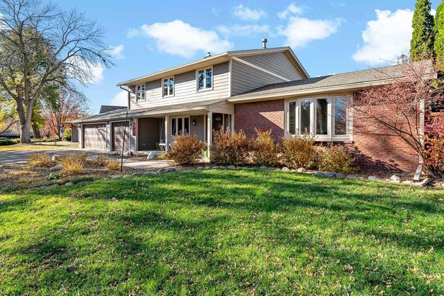 15700 Dawn Drive, Minnetonka, MN 55345