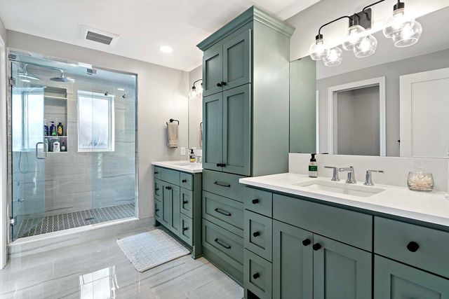 15700 Dawn Drive, Minnetonka, MN 55345