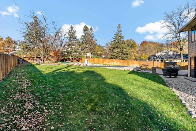 15700 Dawn Drive, Minnetonka, MN 55345