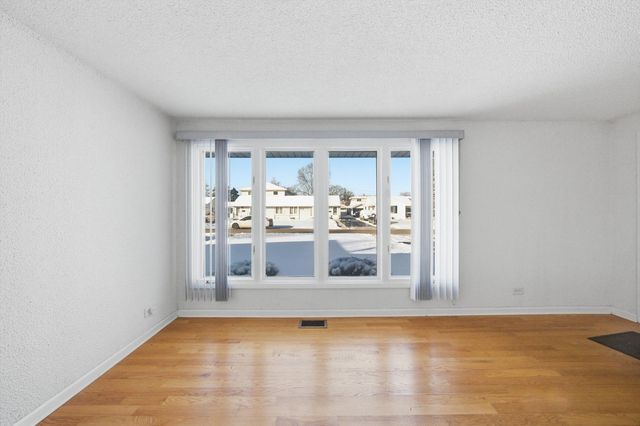 8765 S Beck Place, Hometown, IL 60456