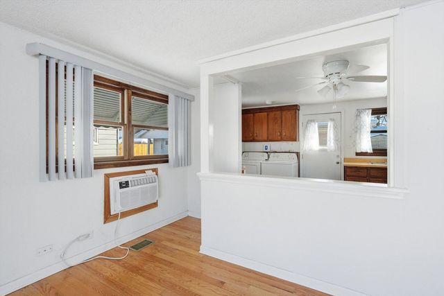 8765 S Beck Place, Hometown, IL 60456