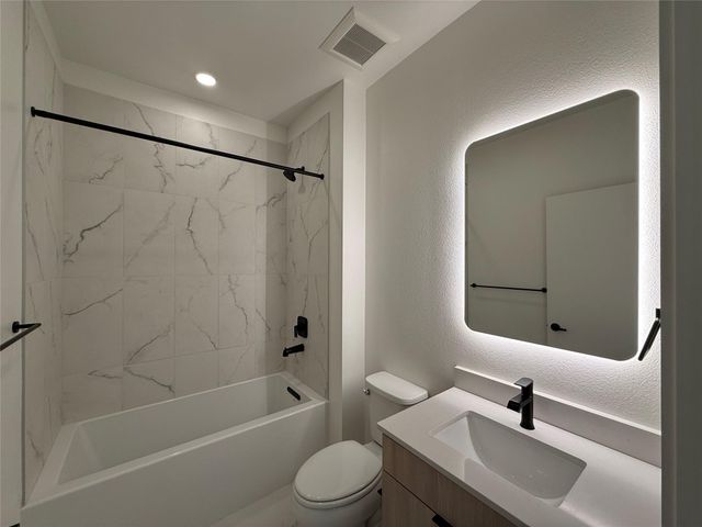 1941 Sawdust Road 170, The Woodlands, TX 77380