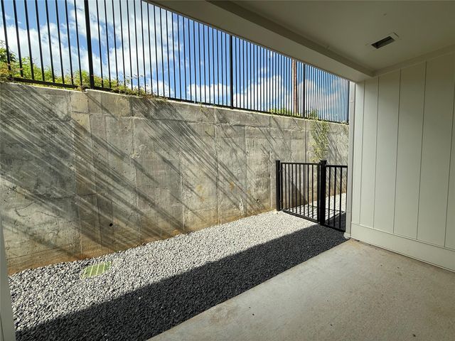 1941 Sawdust Road 170, The Woodlands, TX 77380
