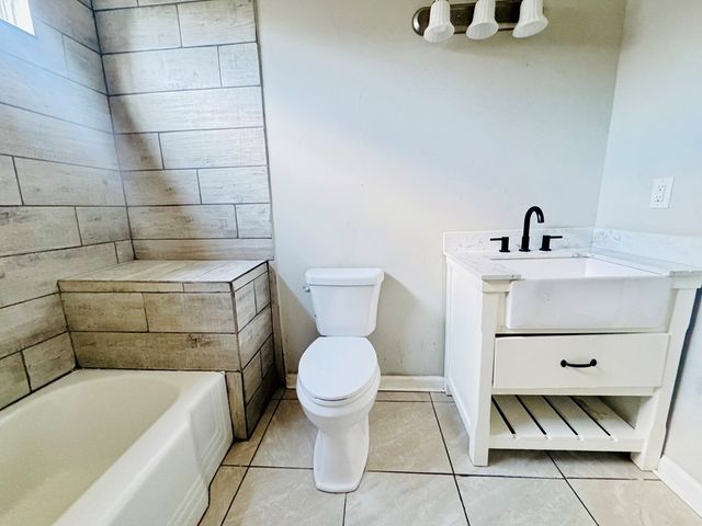 401 Chestnut Street, Abbeville, SC 29620