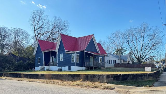 401 Chestnut Street, Abbeville, SC 29620