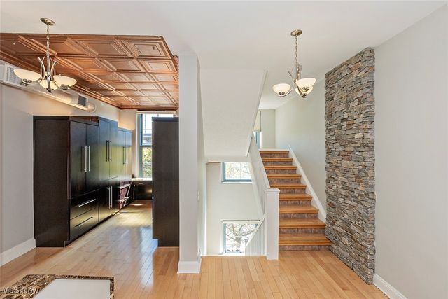 408 W Saint Clair Avenue 226, Cleveland, OH 44113