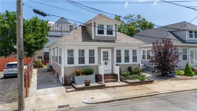 12 Searle Street, Providence, RI 02905