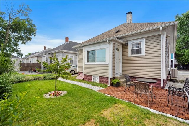 12 Searle Street, Providence, RI 02905