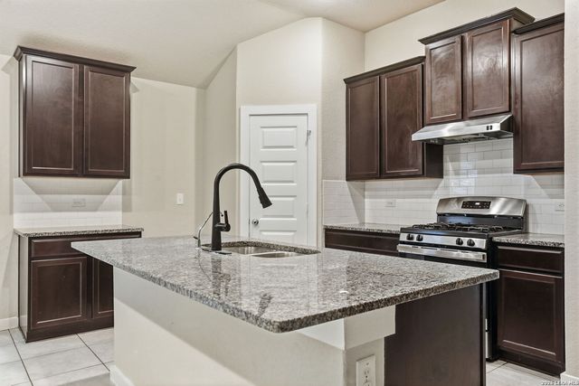 12315 Tower Forest, San Antonio, TX 78253