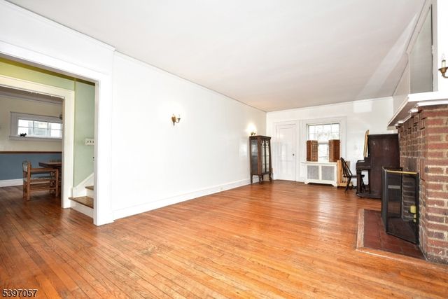 417 Franklin Ave, Hasbrouck Heights Boro, NJ 07604