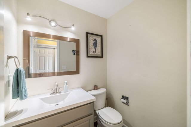 1015 Linden Drive, Norwalk, IA 50211