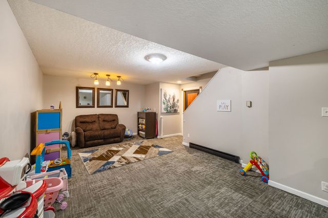 1015 Linden Drive, Norwalk, IA 50211