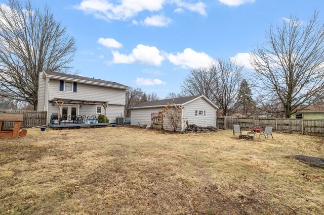 1015 Linden Drive, Norwalk, IA 50211