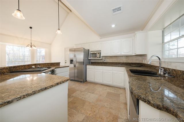 291 Cedar Ridge Road, Eufaula, OK 74432