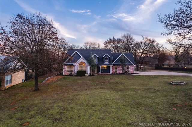 291 Cedar Ridge Road, Eufaula, OK 74432