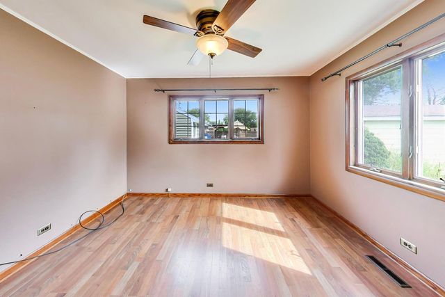 219 N William Street, Mount Prospect, IL 60056