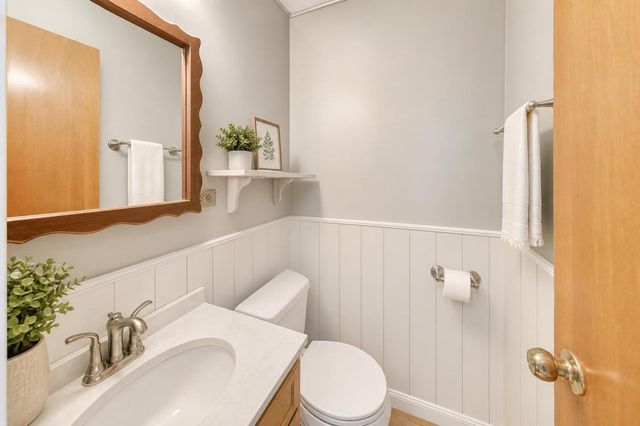 219 N William Street, Mount Prospect, IL 60056