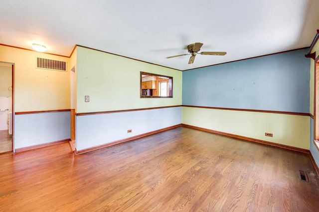219 N William Street, Mount Prospect, IL 60056