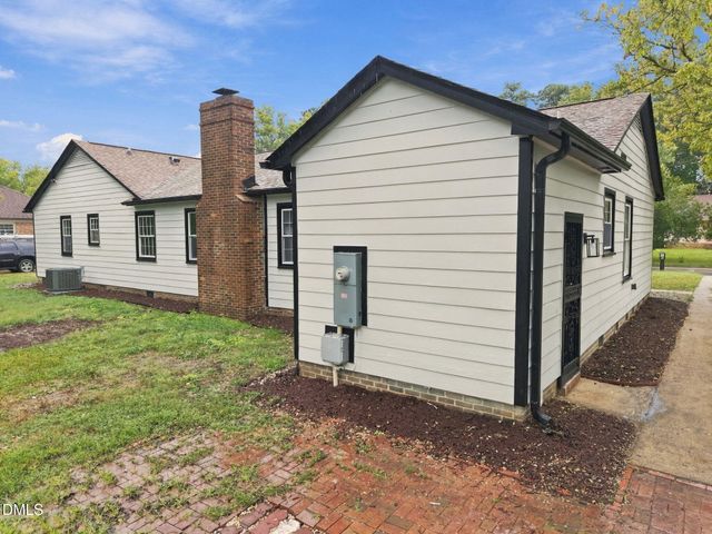321 Rippling Stream Road, Durham, NC 27704