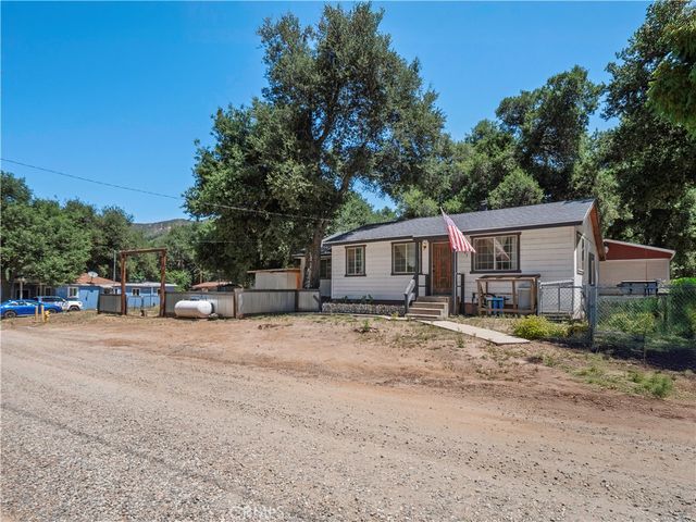15221 Calle San Luis Potosi, Green Valley, CA 91390