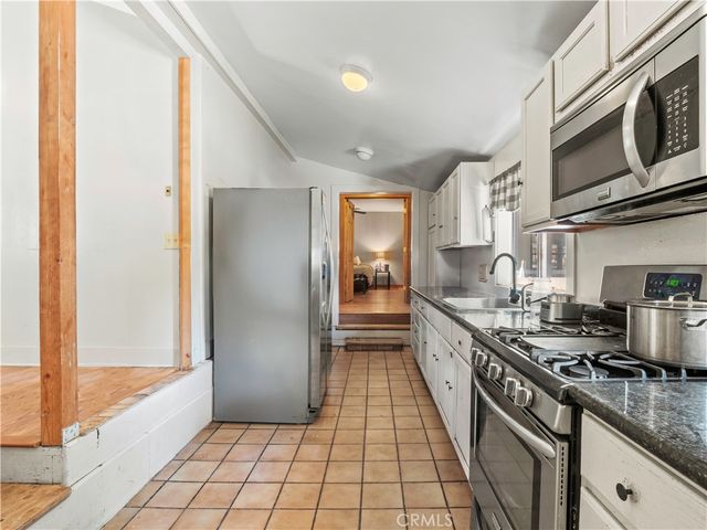 15221 Calle San Luis Potosi, Green Valley, CA 91390