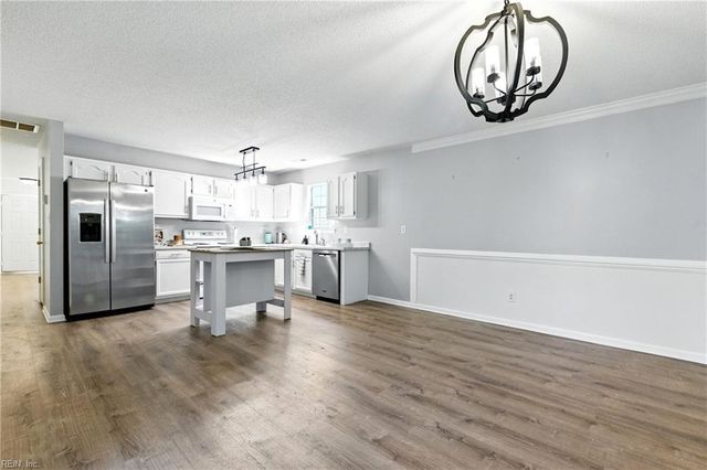 329 Towne Pointe WAY, Newport News, VA 23601