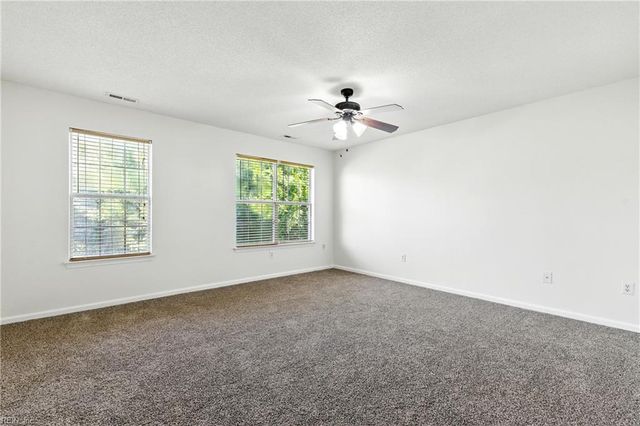 329 Towne Pointe WAY, Newport News, VA 23601