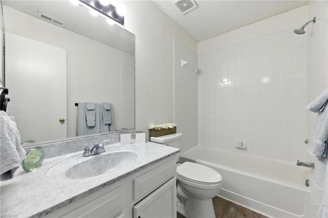 329 Towne Pointe WAY, Newport News, VA 23601
