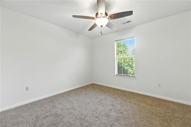329 Towne Pointe WAY, Newport News, VA 23601