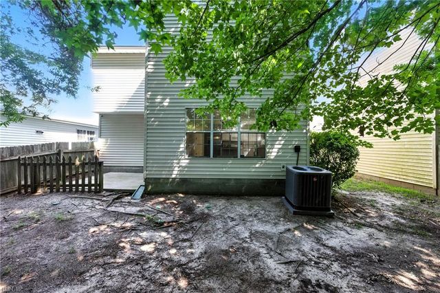 329 Towne Pointe WAY, Newport News, VA 23601