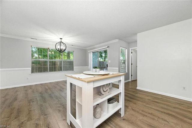 329 Towne Pointe WAY, Newport News, VA 23601