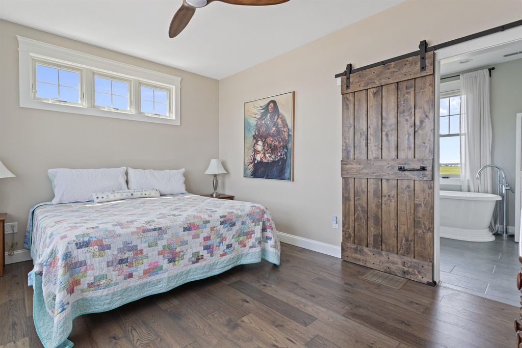 Image 27 of property listing at 553 Ocean Boulevard, Hampton, NH 03842