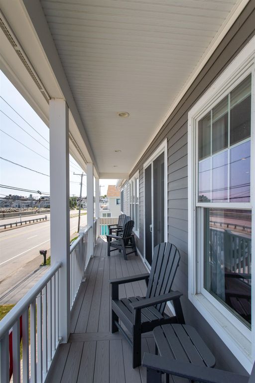 Image 34 of property listing at 553 Ocean Boulevard, Hampton, NH 03842
