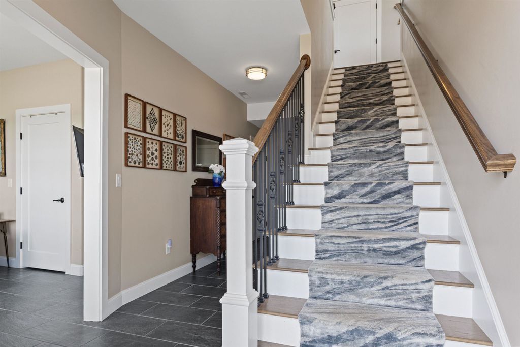 Image 36 of property listing at 553 Ocean Boulevard, Hampton, NH 03842