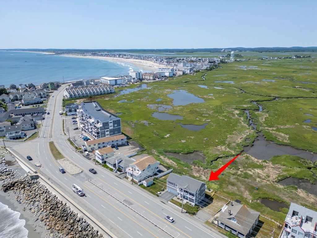 Image 52 of property listing at 553 Ocean Boulevard, Hampton, NH 03842