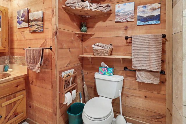 14 Treetop Lane, Blairsville, GA 30512