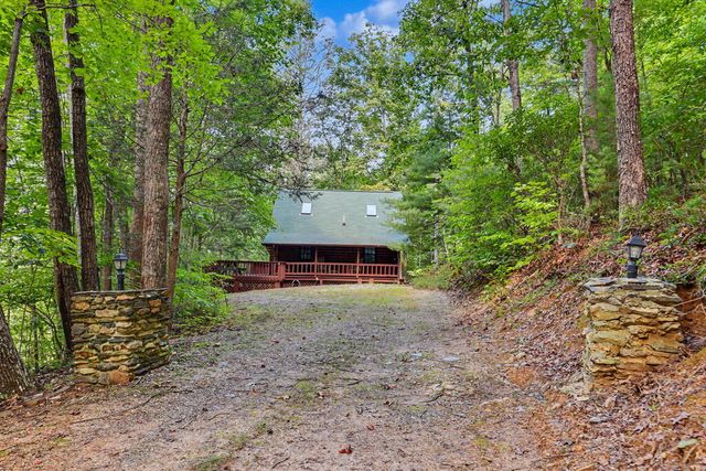 14 Treetop Lane, Blairsville, GA 30512